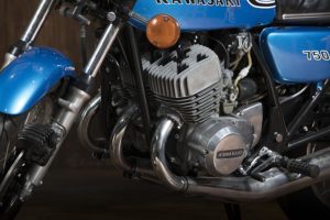 Kawasaki 750 Mach