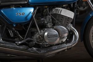 Kawasaki 750 Mach