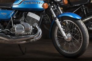 Kawasaki 750 Mach