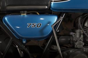Kawasaki 750 Mach